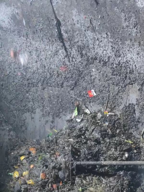 迎泽污水池清理